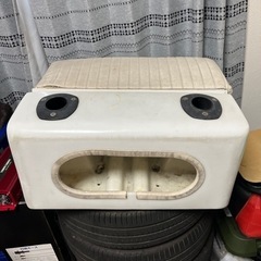 ボート用の、椅子件背もたれ、物入れも
の画像