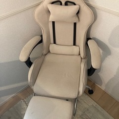 オフィスチェアの画像