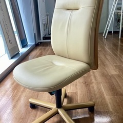回転チェア（カリモク）【町田市再生家具】　240668の画像