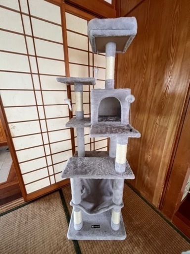 キャットタワー