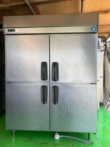 【2019年製】 1343リットル タテ型業務用冷蔵庫SRR-K1581S