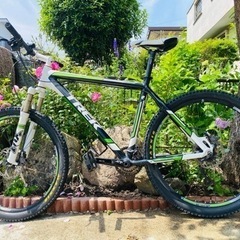 trek トレック8000