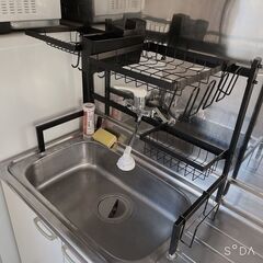 サイズ調整可能キッチン上食器ラック