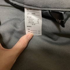 【無料】グレー レディーススーツの画像