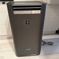 定価30500円　空気清浄加湿器　シャープの画像