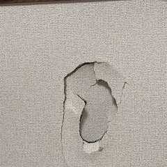 壁紙補修をしてくださる方、どうか助けて下さい