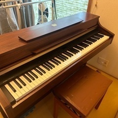 YAMAHA 電子ピアノ
