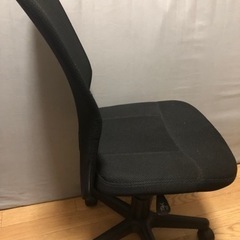 メッシュチェア