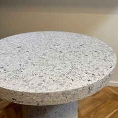 テラゾー柄 ミニテーブルの画像