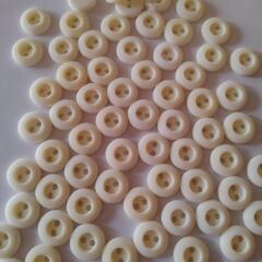 2穴シャツ用ボタン