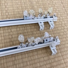 カーテンレールの画像