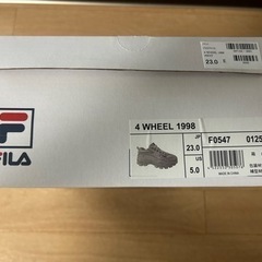 FILA スニーカーの画像