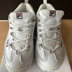 FILA スニーカーの画像