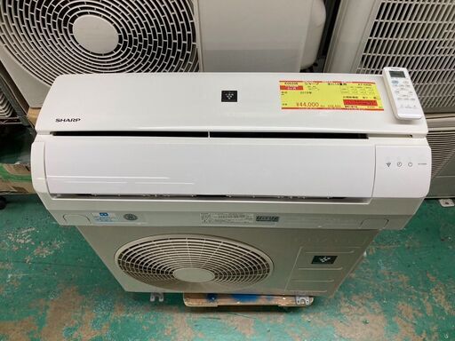 K05336　シャープ　2019年製　中古エアコン　主に14畳用　冷房能力　4.0KW ／ 暖房能力　5.0KW