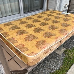 マットレスの画像