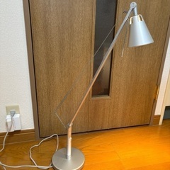 IKEAデスクライト
