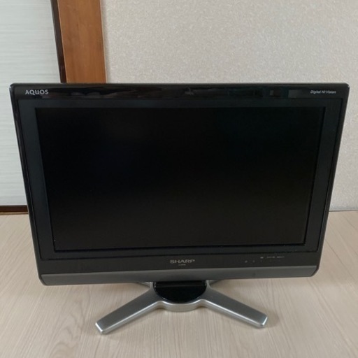 SHARP AQUOS 32型液晶テレビ