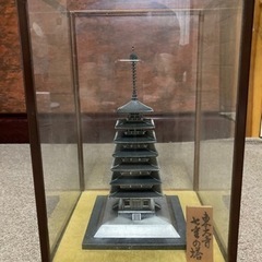 ズッシリ重量感のある東大寺七重塔スチール模型の画像