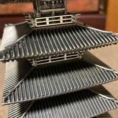 ズッシリ重量感のある東大寺七重塔スチール模型の画像