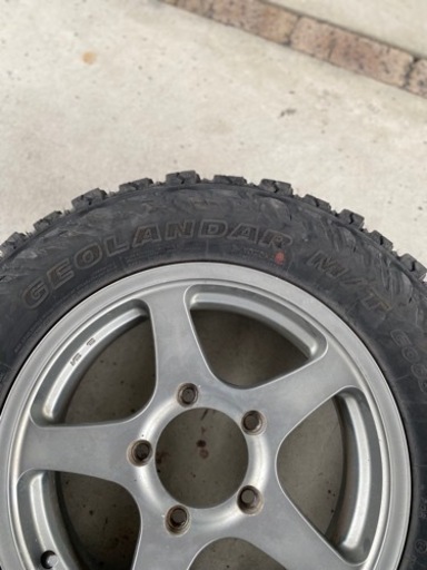 車のパーツ タイヤ、ホイール