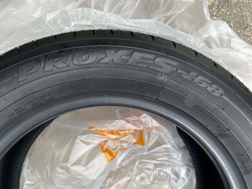 車のパーツ タイヤ、ホイール