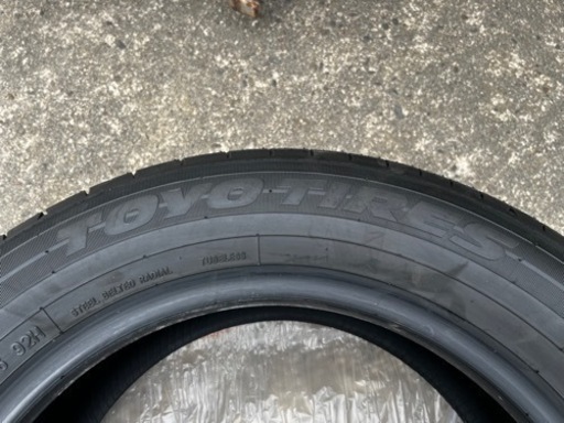 車のパーツ タイヤ、ホイール