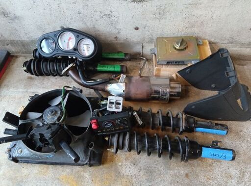 【質問投げかけ即ブロックします】ホンダビート パーツ