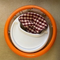 歩行器　子供椅子　離乳食　子供テーブルの画像