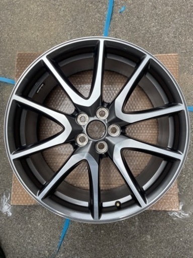 プリウス G's　18インチ 7.5j