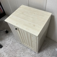 キャビネットの画像