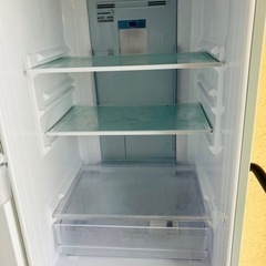 【届けます】SHARP冷蔵庫の画像
