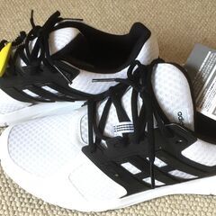 新品　ＡＤＩＤＡＳ　アディダス　DURAMO 8 　メンズ シュ...