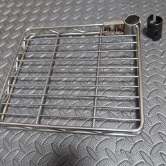 メタルラックの回転飾り棚