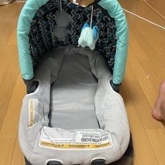 baby trendの赤ちゃん移動用シートの画像