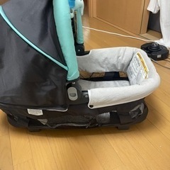baby trendの赤ちゃん移動用シートの画像