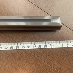 カーテンレール切り端・未使用の画像