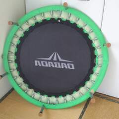 【値下げ】トランポリン　DABADA 　ホツれ・穴ありの画像