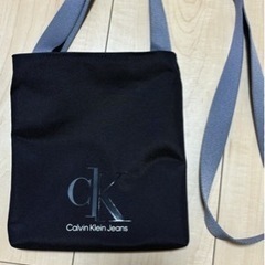 Calvin Klein  ショルダーバッグ