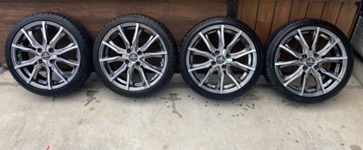 車のパーツ タイヤ、ホイール