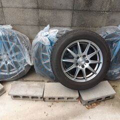 中古)スタッドレスタイヤ　アルミホイール付　205/60R16　...