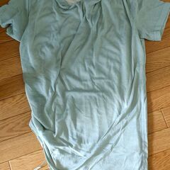 シュリセルのTシャツ数着｜ストール２着｜スヌード１着｜アウター１着｜キルデリク1着|ジャケット3着の画像