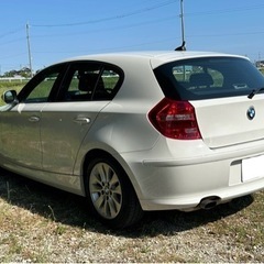 ◆車検R8年6月◆走行5.3万キロ◆BMW1シリーズ◆スマホ連携ディスプレイ◆の画像