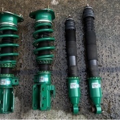 車のパーツ パーツ