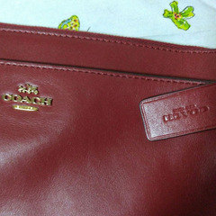 美品 COACH ショルダーバッグ 赤 薄型の画像