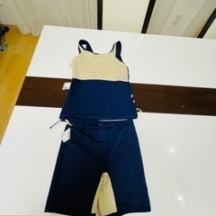 学校で使える水着　女の子用　140センチ　セパレートの画像