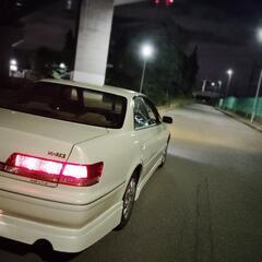 車のパーツ