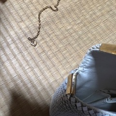 白パーティバッグ バッグ ポーチの画像