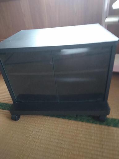 テレビ台 大と小2 種類