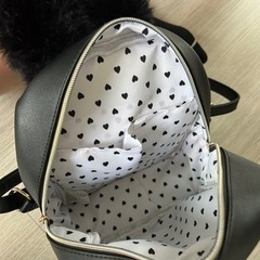 KISS・黒リュック♡ほとんど使用していなくて状態キレイです❣️の画像