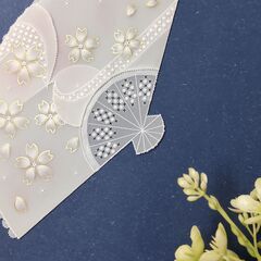 レースのようなペーパーアート　パーチメントクラフト教室の画像